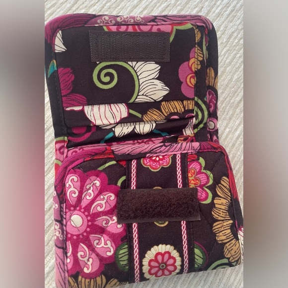 NWOT Vera Bradley Wallet 
•Mod Floral Pink Brown
•Retired Tri Fold - Picture 7 of 7